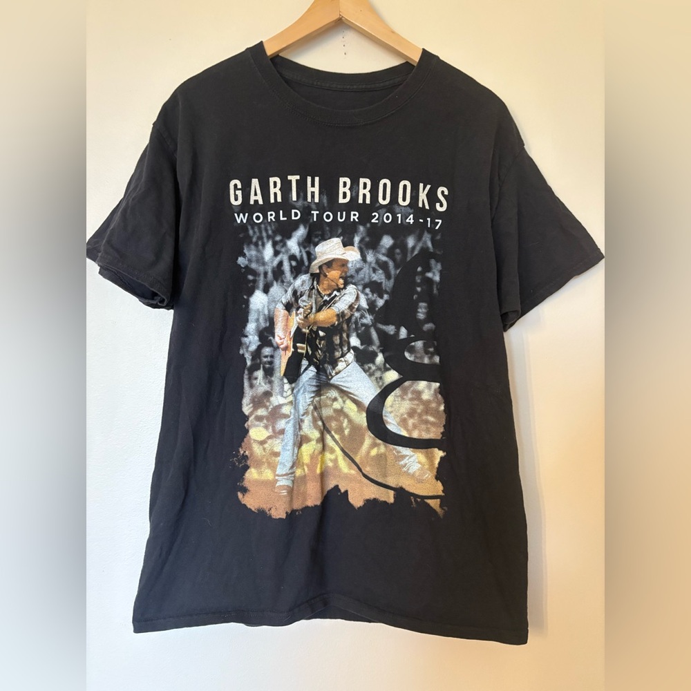 Garth Brooks World Tour 2014-2017 Concert T-Shirt Graphic Tee Size Men’s Large